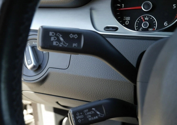 Volkswagen CC cena 46900 przebieg: 209000, rok produkcji 2012 z Krzeszowice małe 352